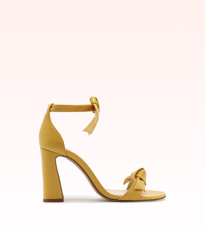 Clarita Curve 90 Butter