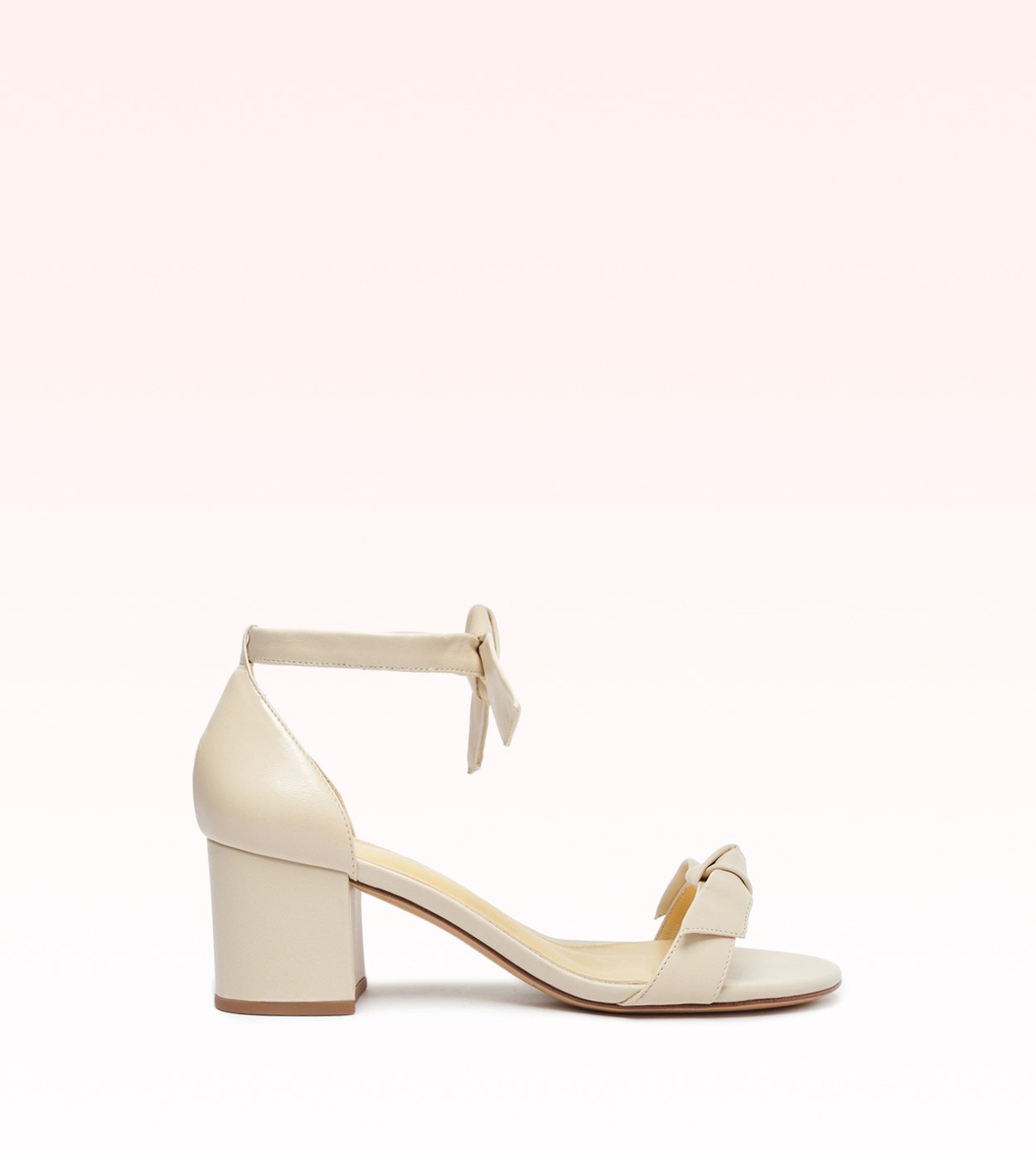 ｔｅｔｅ　1001 Clarita Block 60 Eggshell | Alexandre Birman
