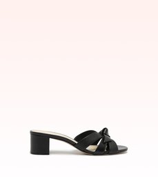 Suelita 45 Black