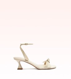 Clarita Bell 60 Dove