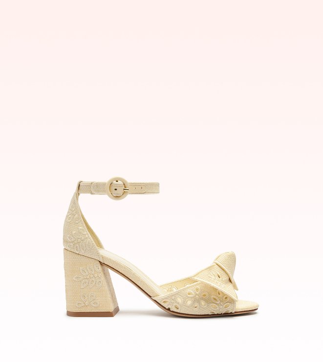 Maxi Clarita Embroidery 75 Creamy