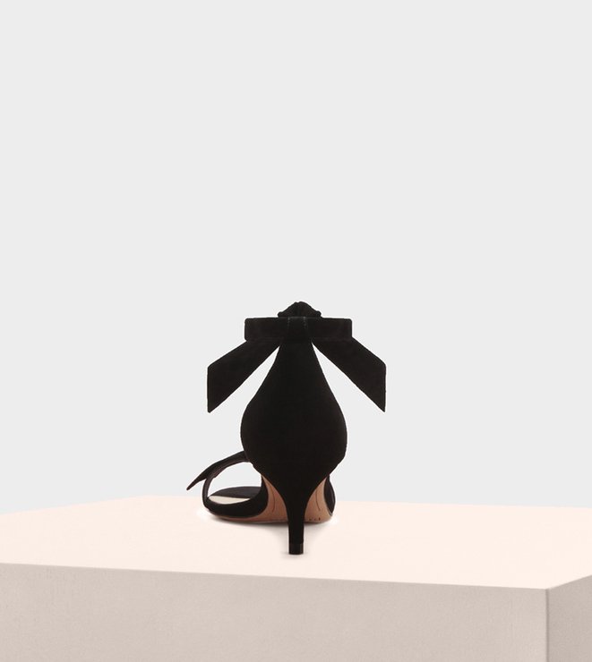 Clarita Kitten Heel 50 Suede Black