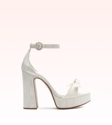Clarita Bridal Curve 120 Ivory